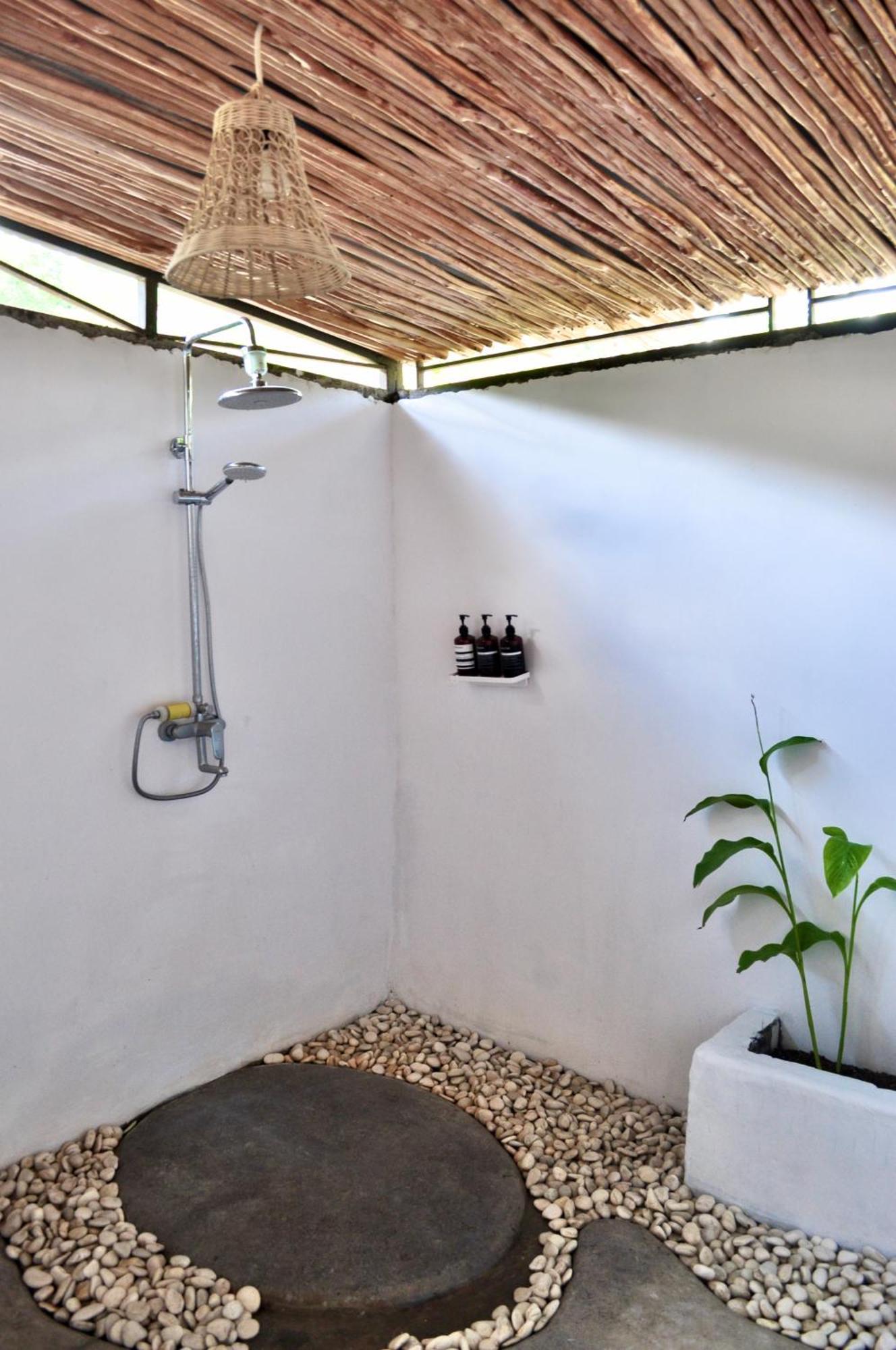 Ripbowl Guest House Selong Belanak Kültér fotó