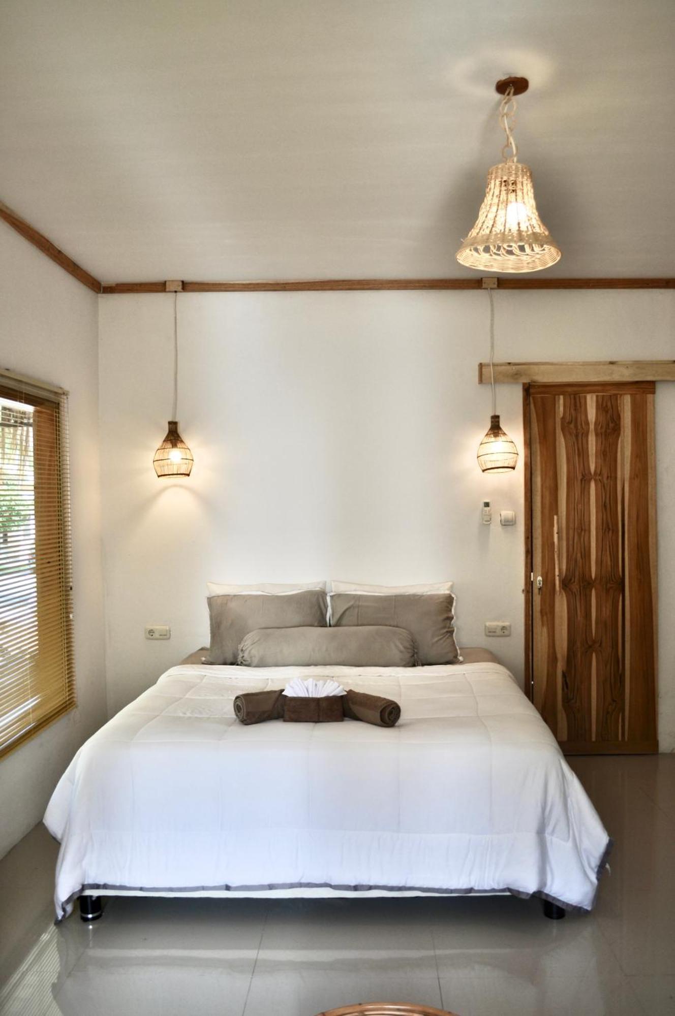 Ripbowl Guest House Selong Belanak Kültér fotó